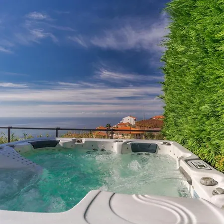 Villa Cozy Flora By Hr Madeira *