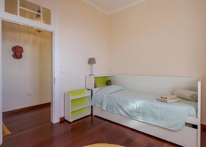 Cozy Flora By Madeira Estreito Da Calheta